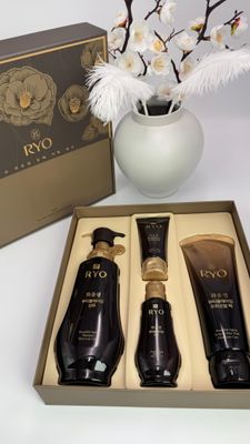 Amore Pacific Ryo Hwayoon Camellia Shampoo &amp; Beautiful Aging Care Pack Set