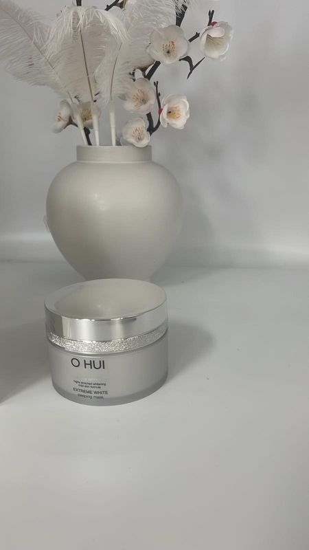 O HUI EXTREME WHITE sleeping mask