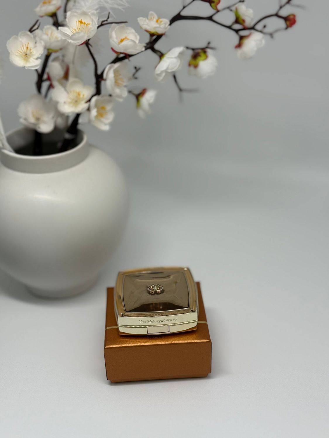 Radiant Powder Pact
