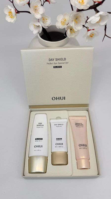 O HUI Day Shield Perfect Sun Black Special Set
