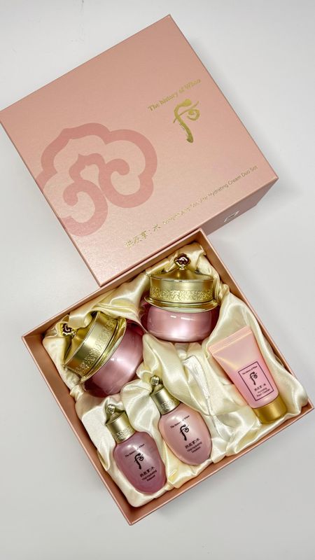 The History of Whoo Gongjinhyang:Soo Vital Hydrating Cream Duo Set