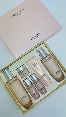OHUI Miracle Moisture 2 Special Set OHUI Miracle Moisture 2 Special Set