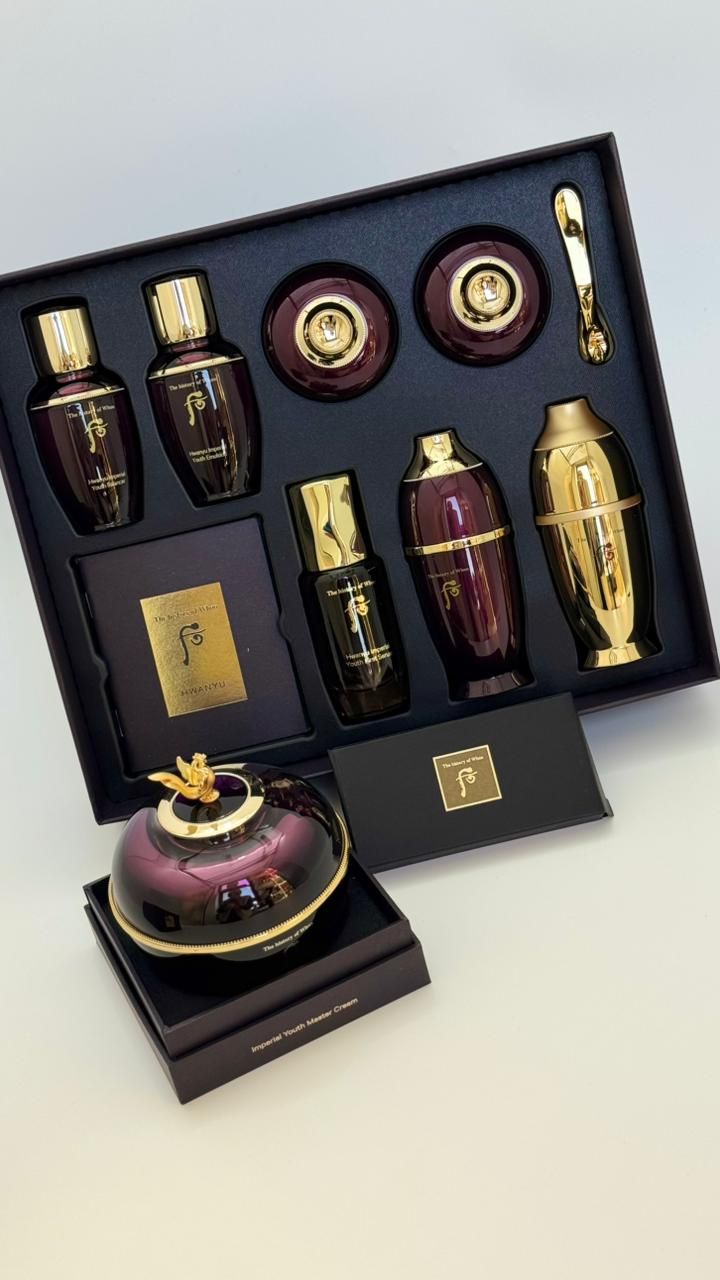 The History of Whoo Hwanyu Imperial Youth Master Crem Special Set