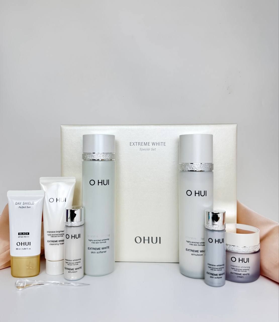 O HUI EXTREME WHITE 3pcs Special Set с СПФ (вес 1320 гр)