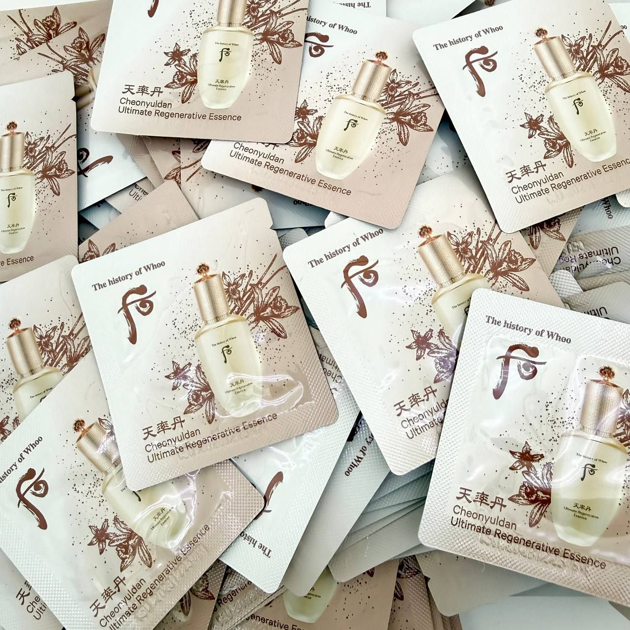 The History of Whoo Cheonyuldan Ultimate Regenerative Essence 120шт*1мл (230гр)