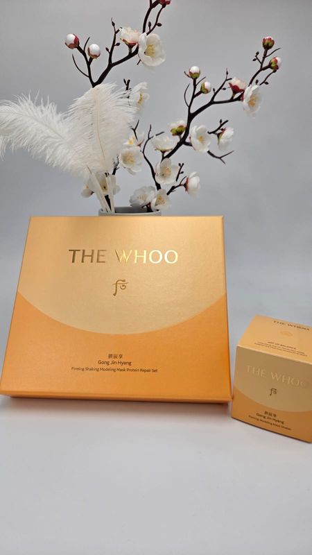 The WHOO Gong Jin Hyang Firming Shaking Modeling Mask Protein Repair Set (830 гр)