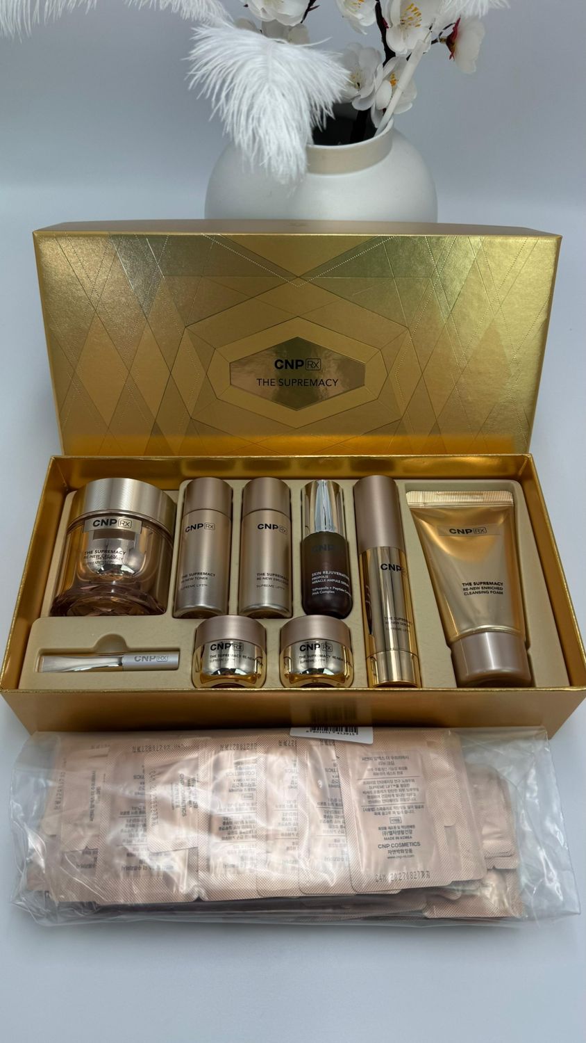 CNP The Supremacy Re-New Cream Special Set