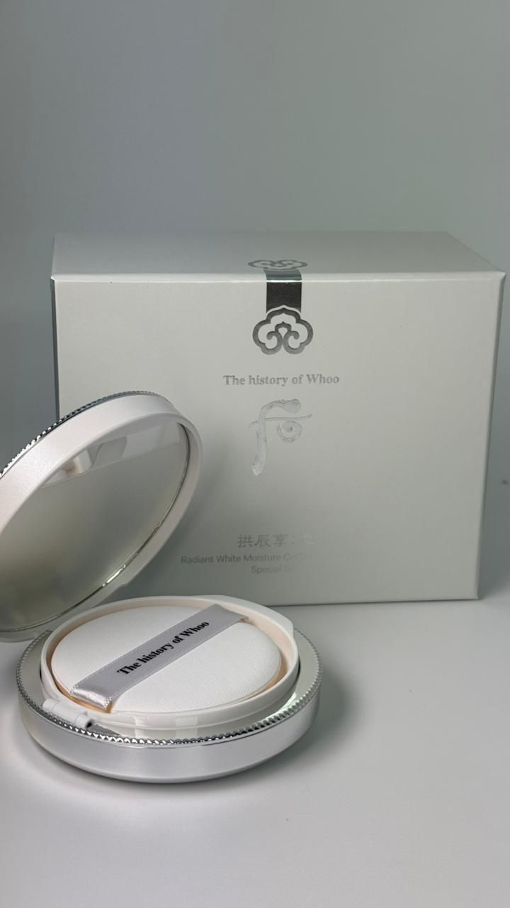 The History of Whoo Radiant White Moisture Cushion Foundation #21 Special Set (270гр)