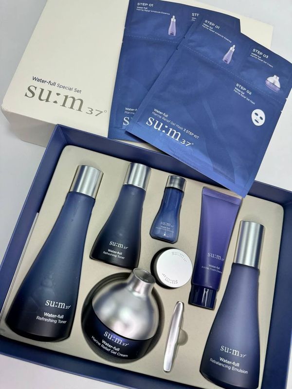 SU:M37 Water-full 3pcs Special Set с Масками (1630 гр)