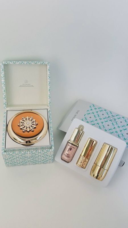 The history of Whoo Cheongidan Radiant Essence Cushion №21 Special Set 515гр