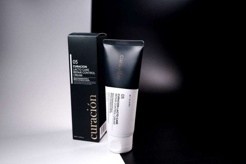 05 CURACION Lacto Care Repair Control Cream (130 гр)