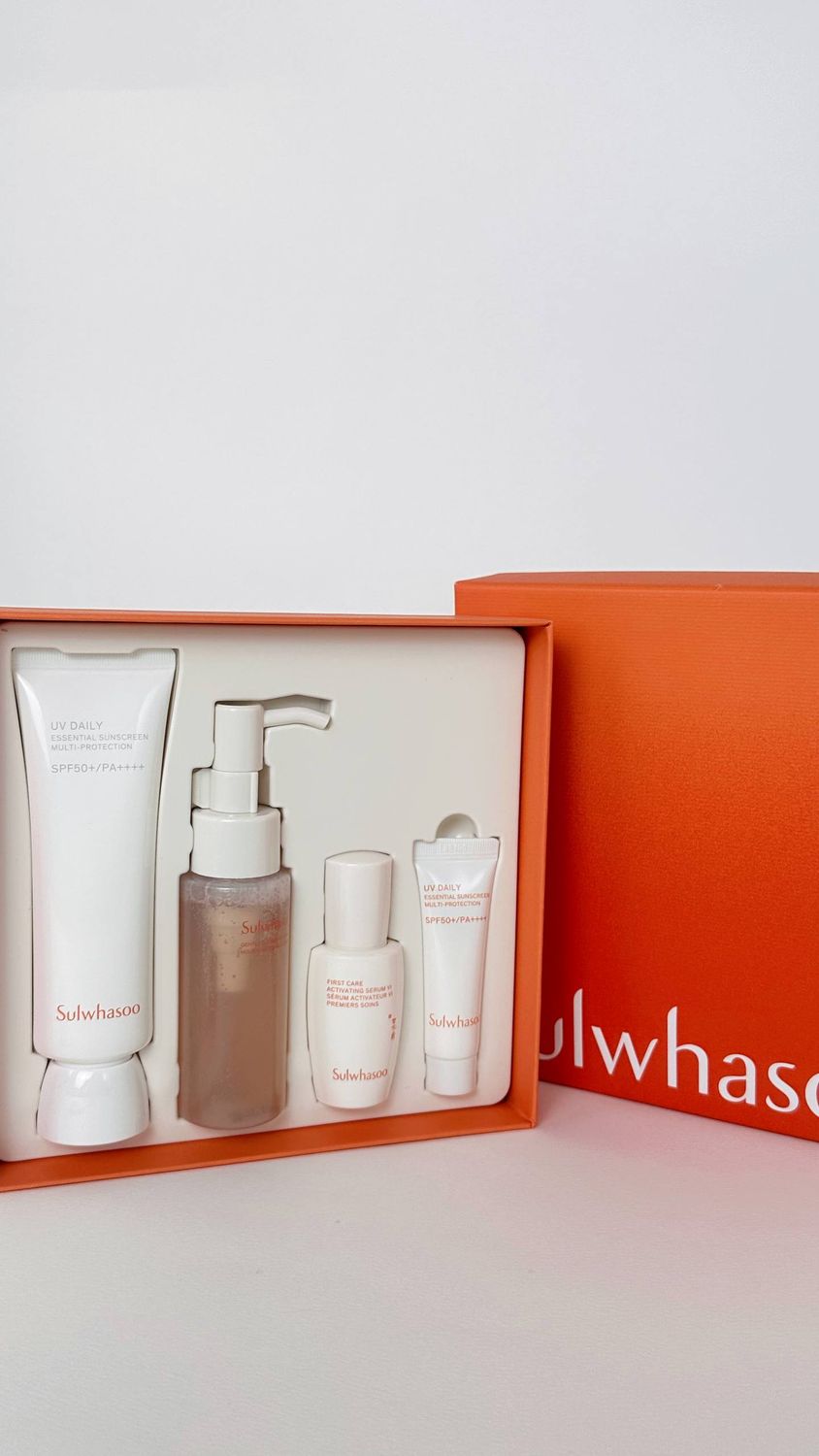 Sulwhasoo UV Daily Tone Up Sunscreen Set SPF50+/PA++++(320гр)