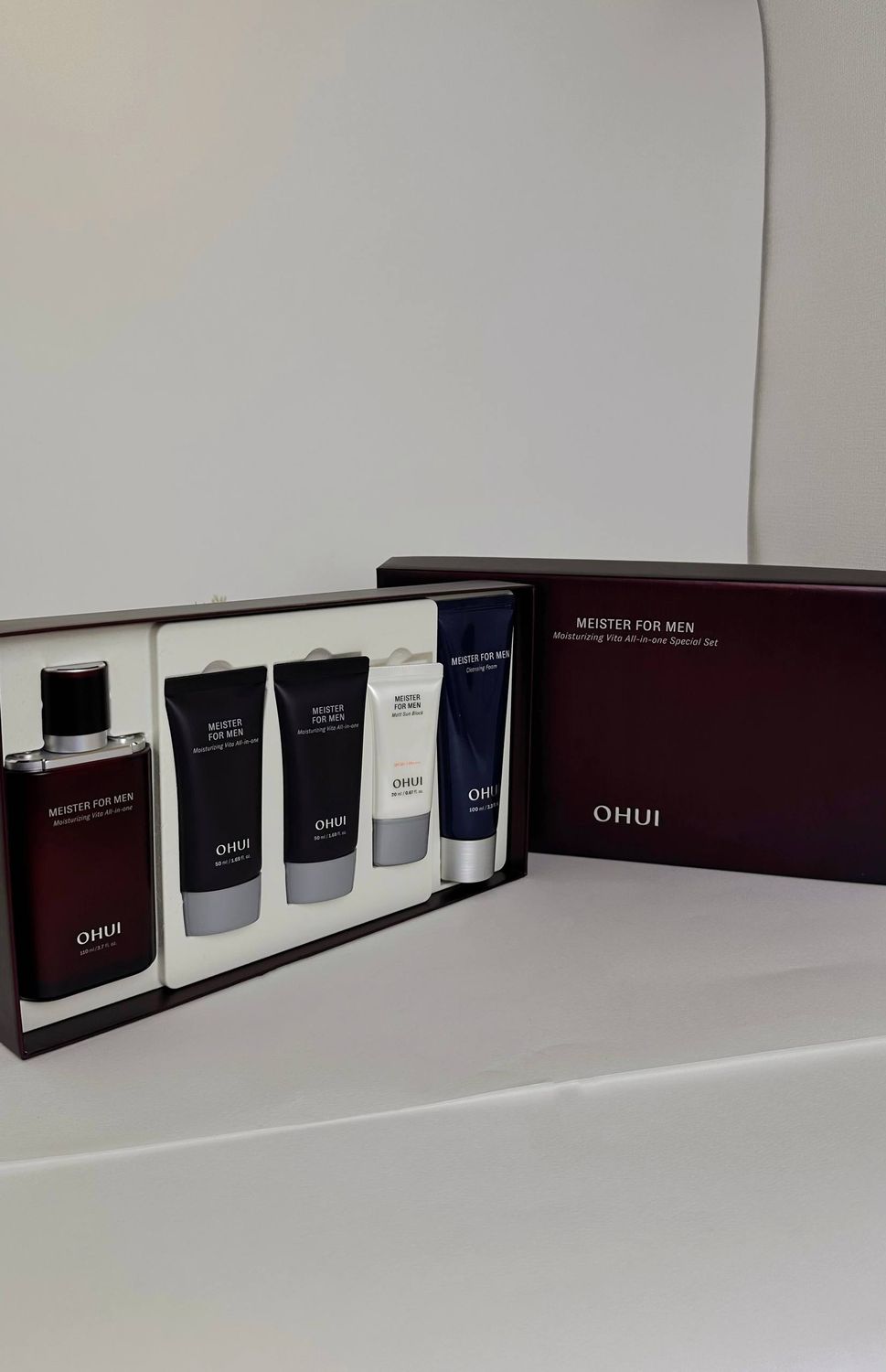 OHUI MEISTER FOR MEN Moisturizing Vita All in one Special Set 850гр