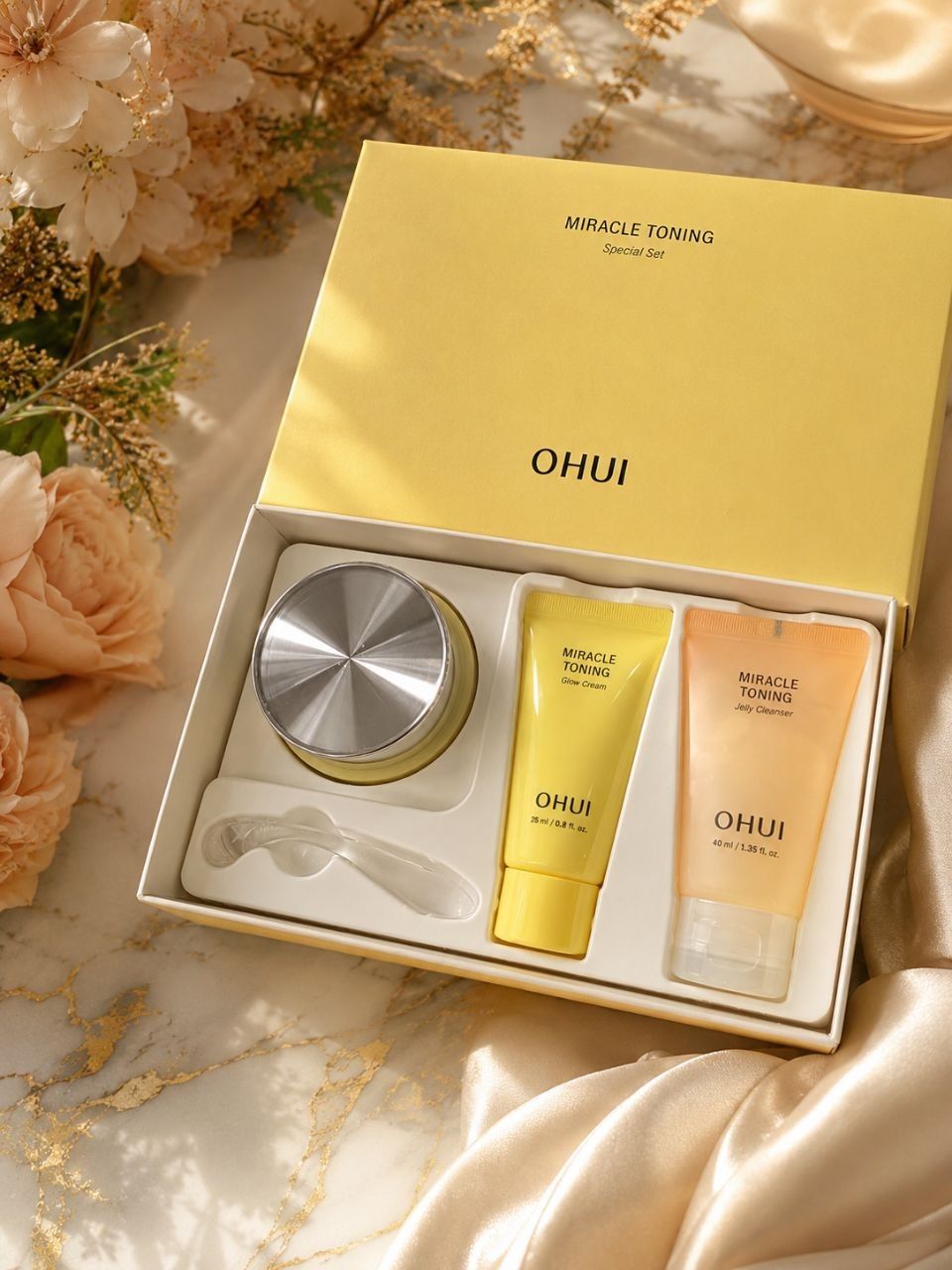 OHUI MIRACLE TONING Glow Cream Special Set 465g