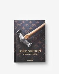 Book-Louis Vuitton Manufactures