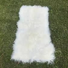 Rug-White-Tibetan