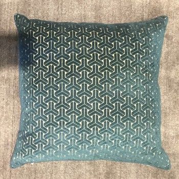 Pillow-Velvet-22x22-Teal