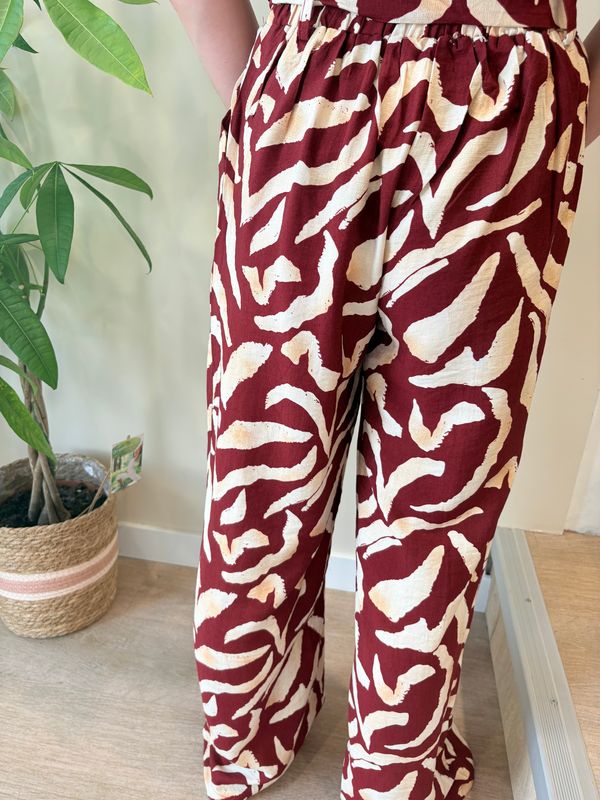 Pantalon fluide bordeaux - in April 1986