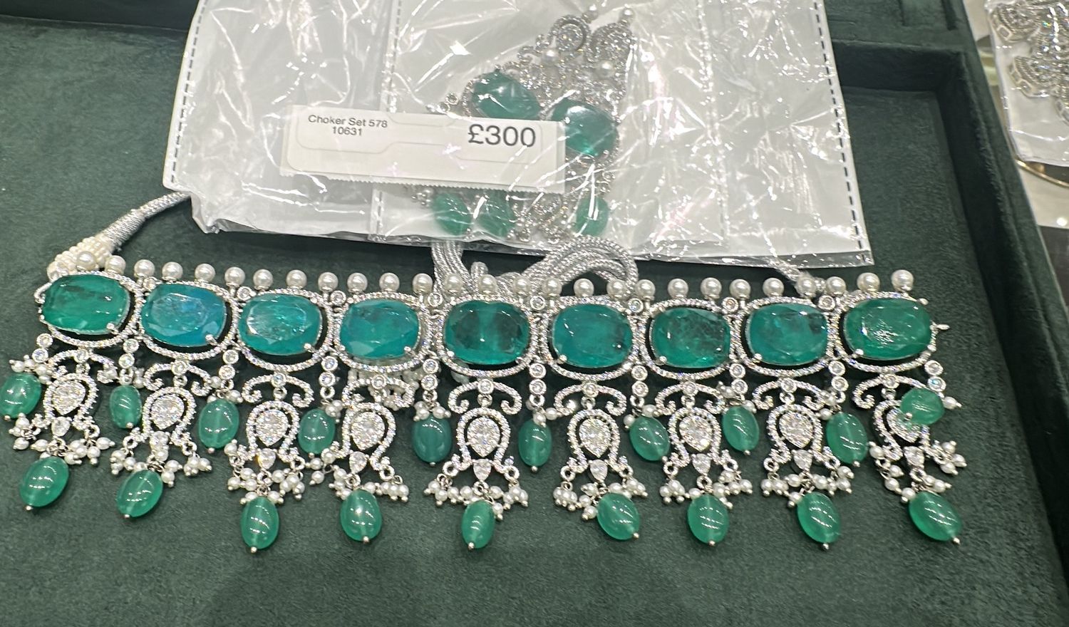 Choker Set 578