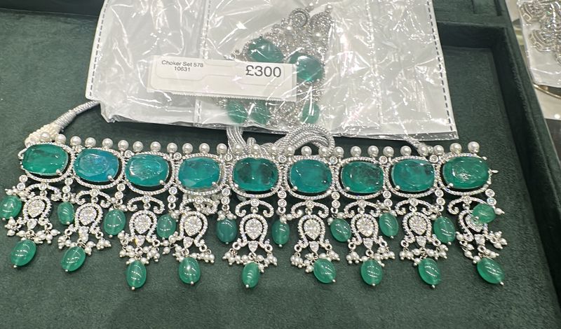 Choker Set 578