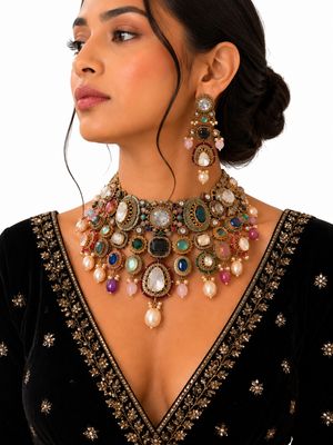 Necklace Sets/Necklaces