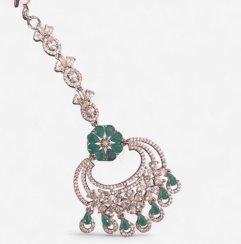 Elyra Emerald Crescent Tikka