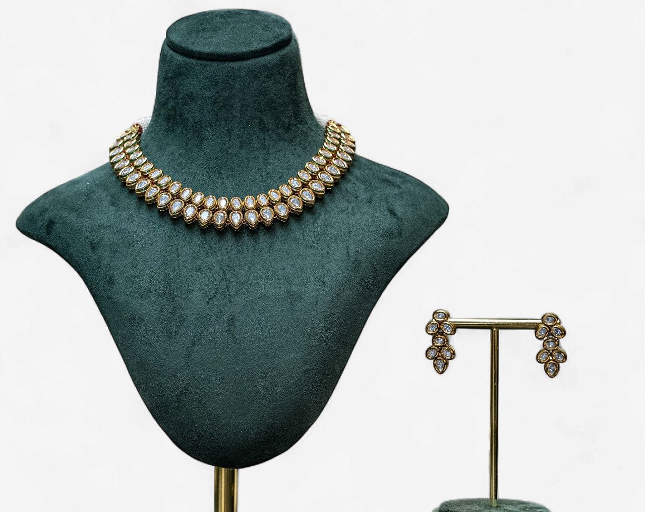 Aveline Set