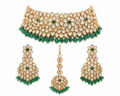 Zayra Emerald Kundan Choker Set