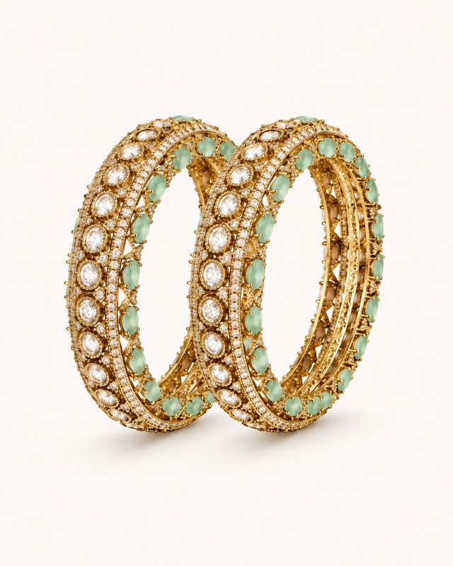 Aiyana Kundan Statement Bangles
