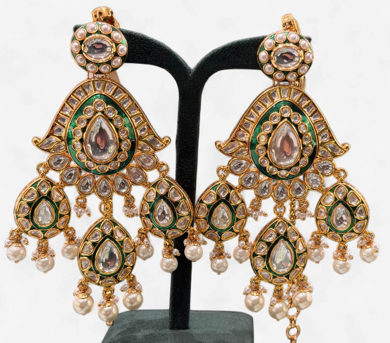 Zareefa Emerald Kundan Chand Earrings