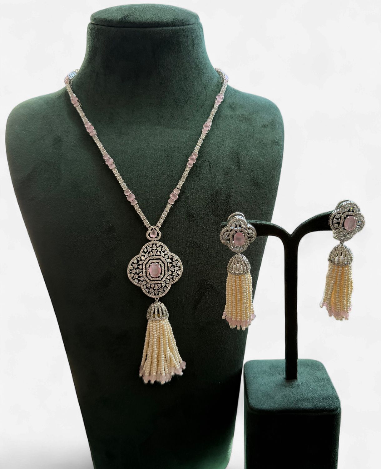 Noor Blush Tassel Set