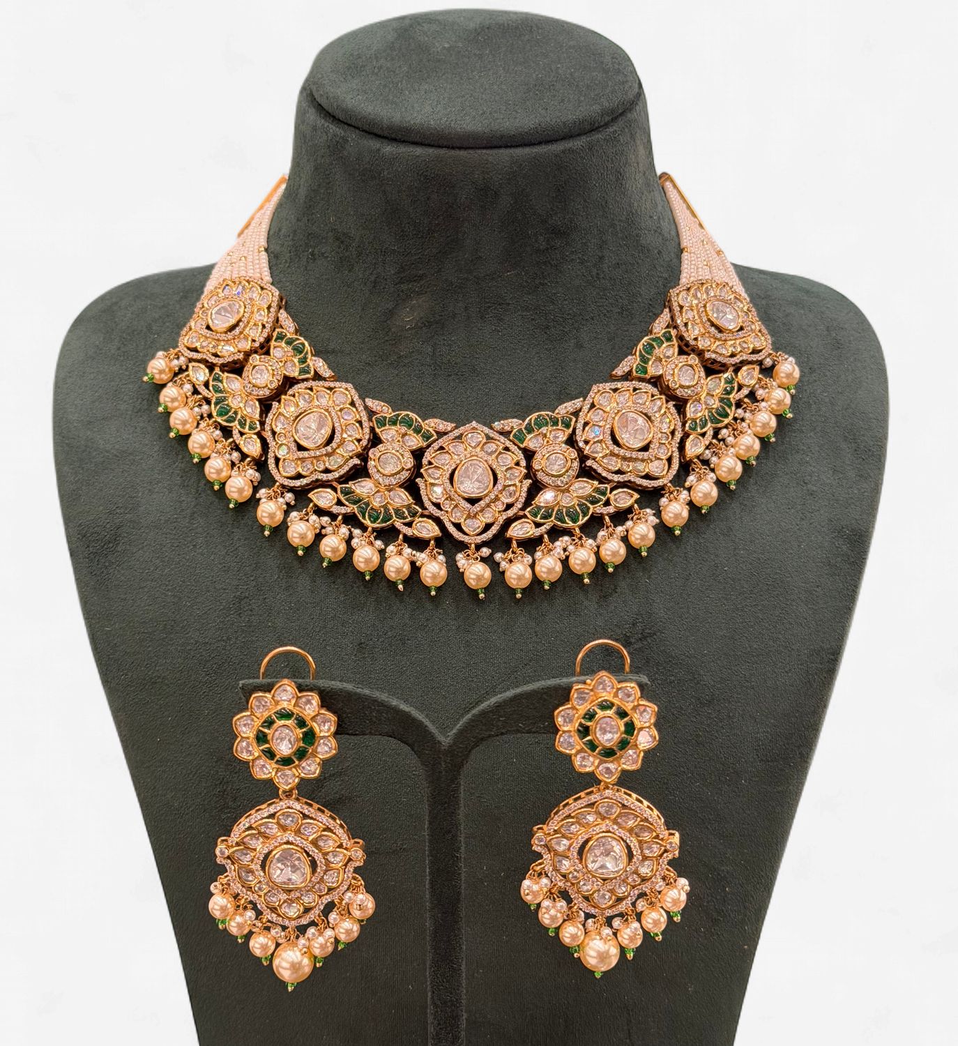 Zareen Pearl Kundan Set