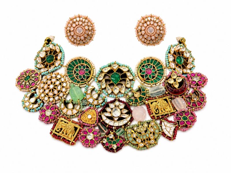 Meherva Necklace Set