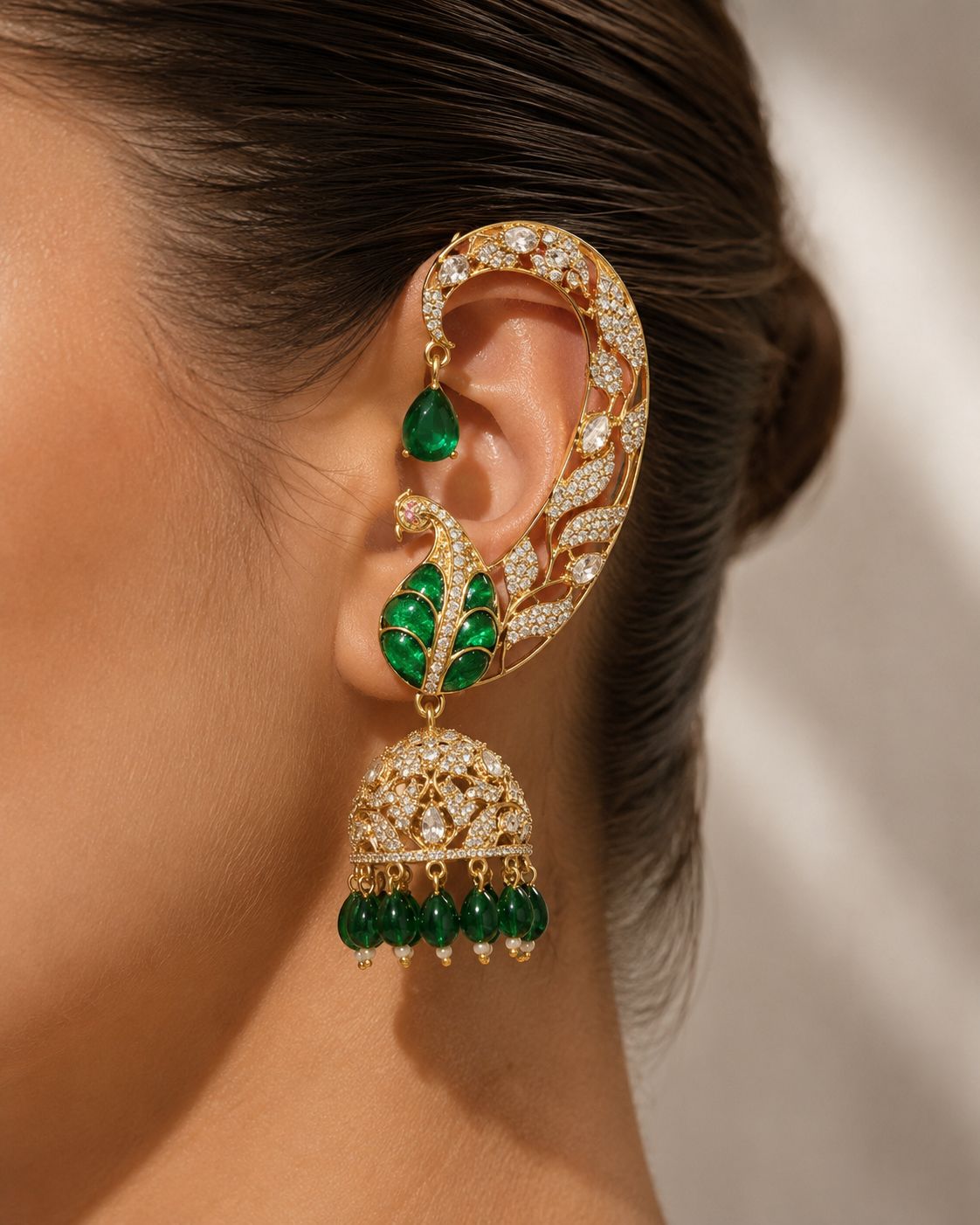 Mayura Emerald Ear Cuff