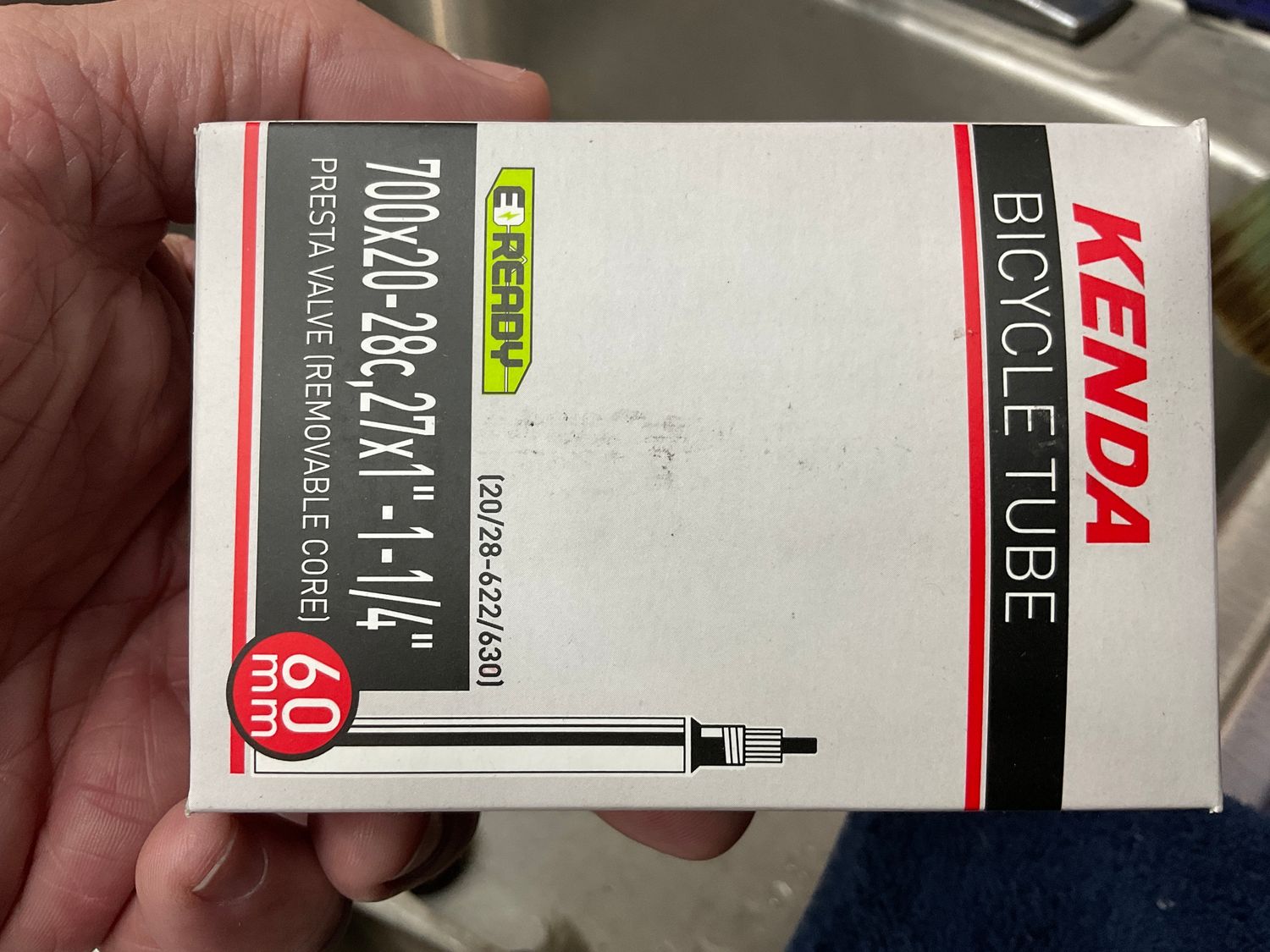 TUBE PV60-R  700x20-28   Removable Core