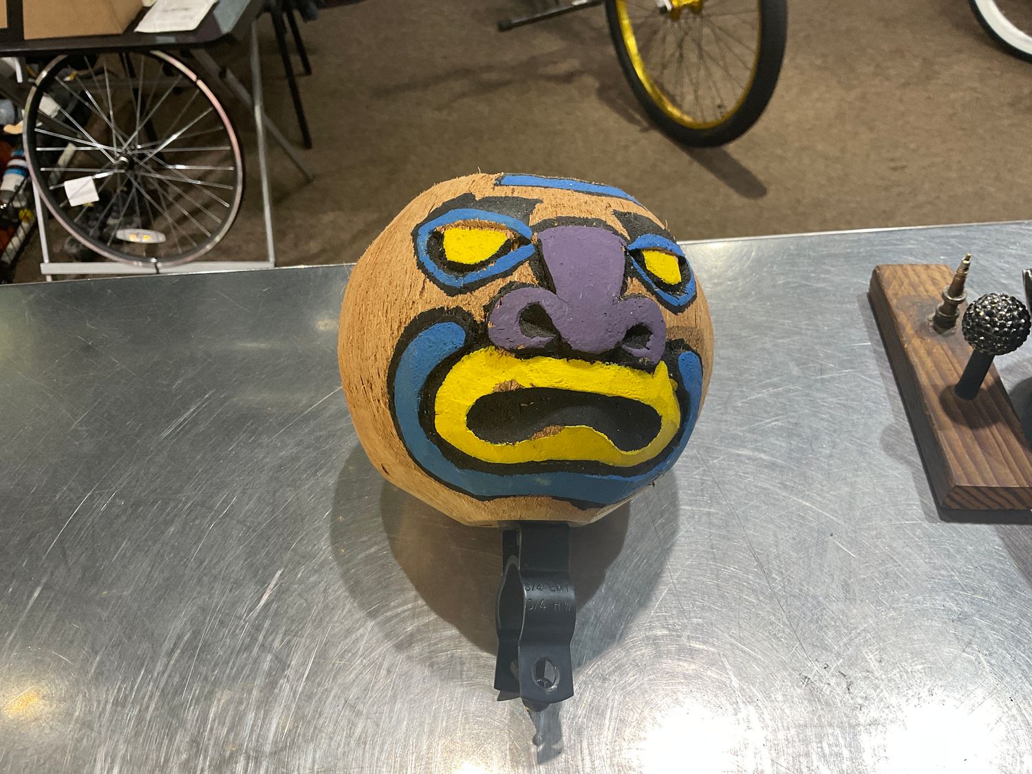 Cruiser Candy Coconut Holder