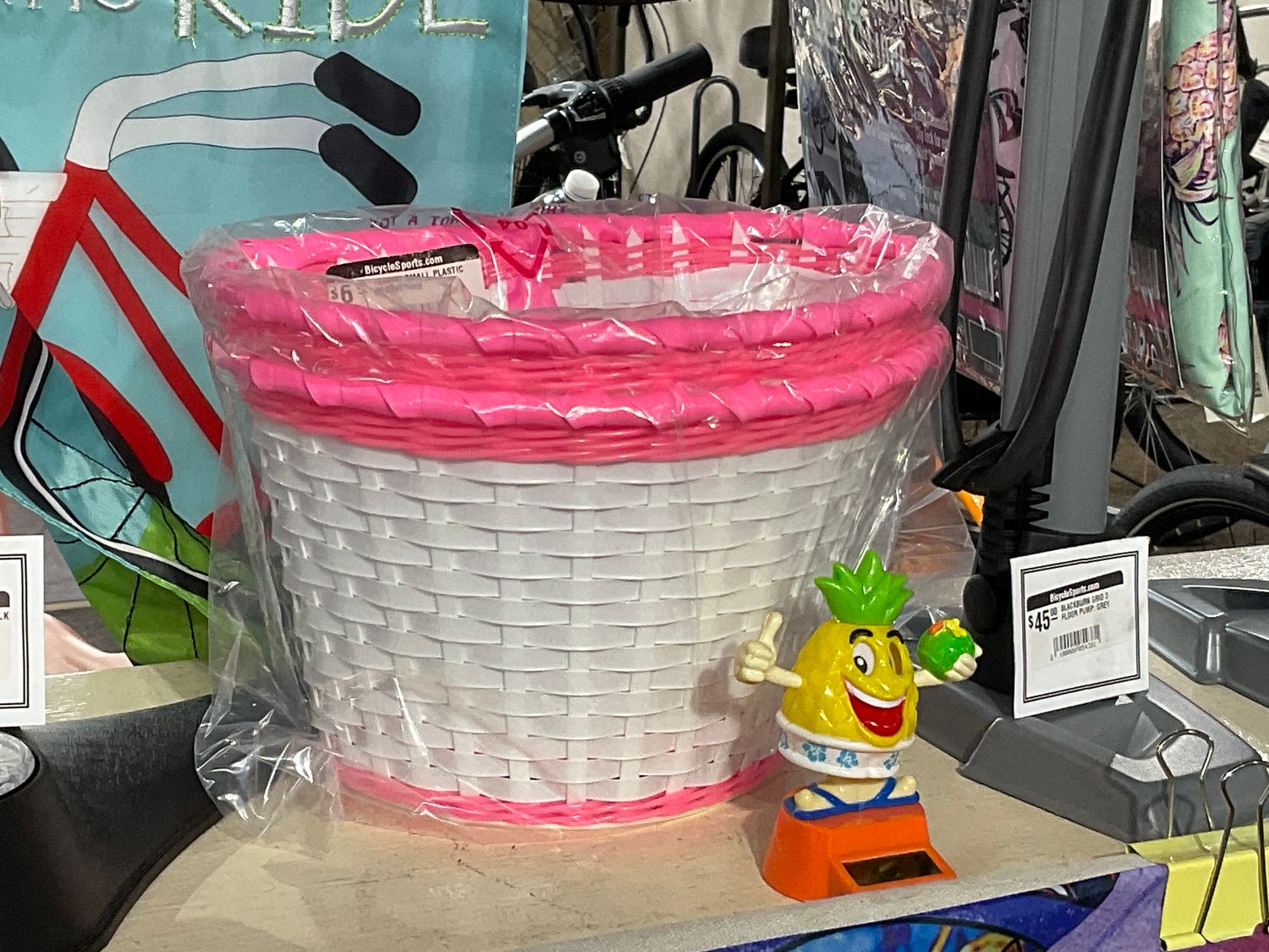 10X6X6 SMALL PLASTIC BASKETPINK