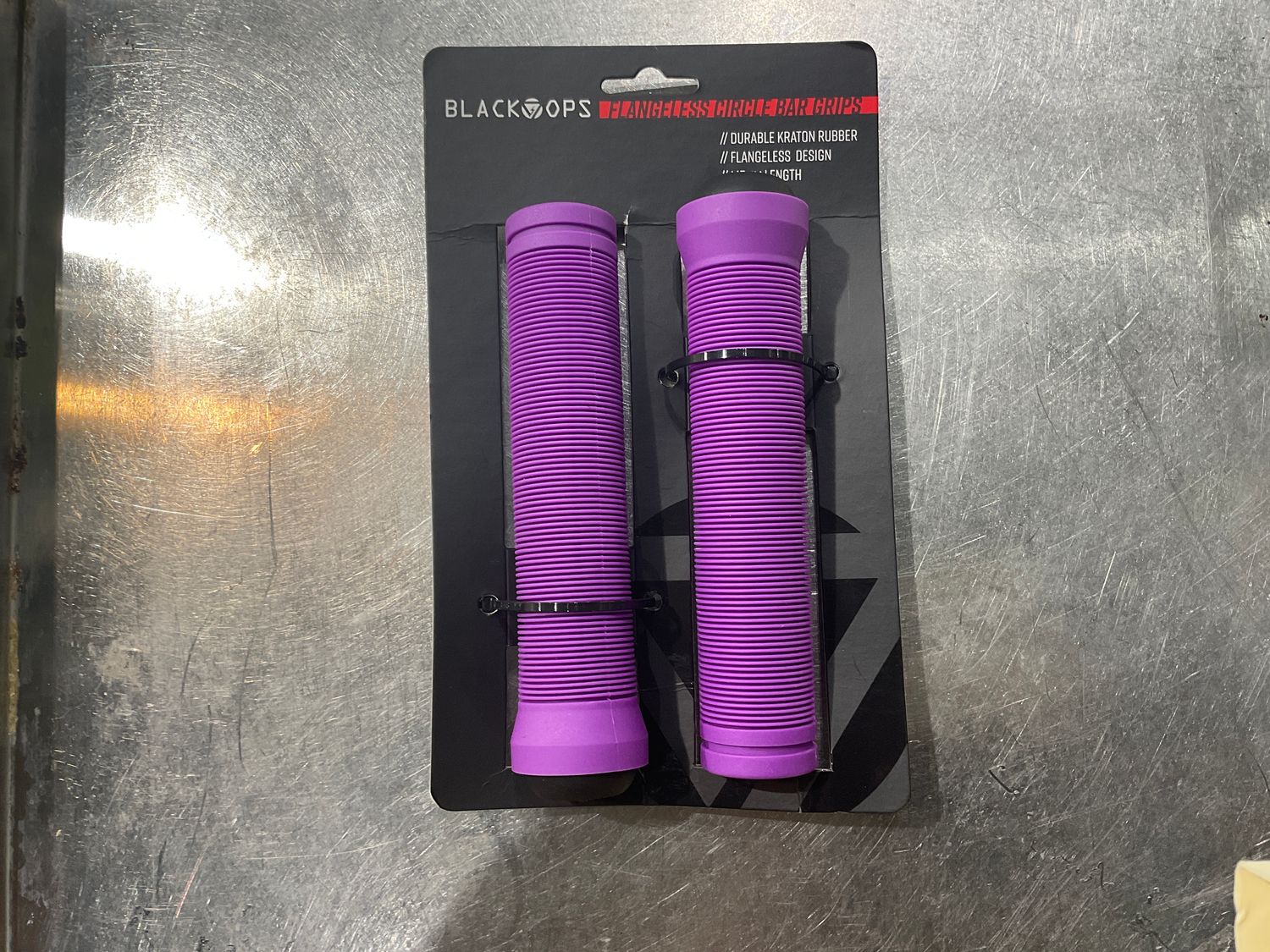 GRIPS BK-OPS 145mm CIRCLE FLANGELESS PUR