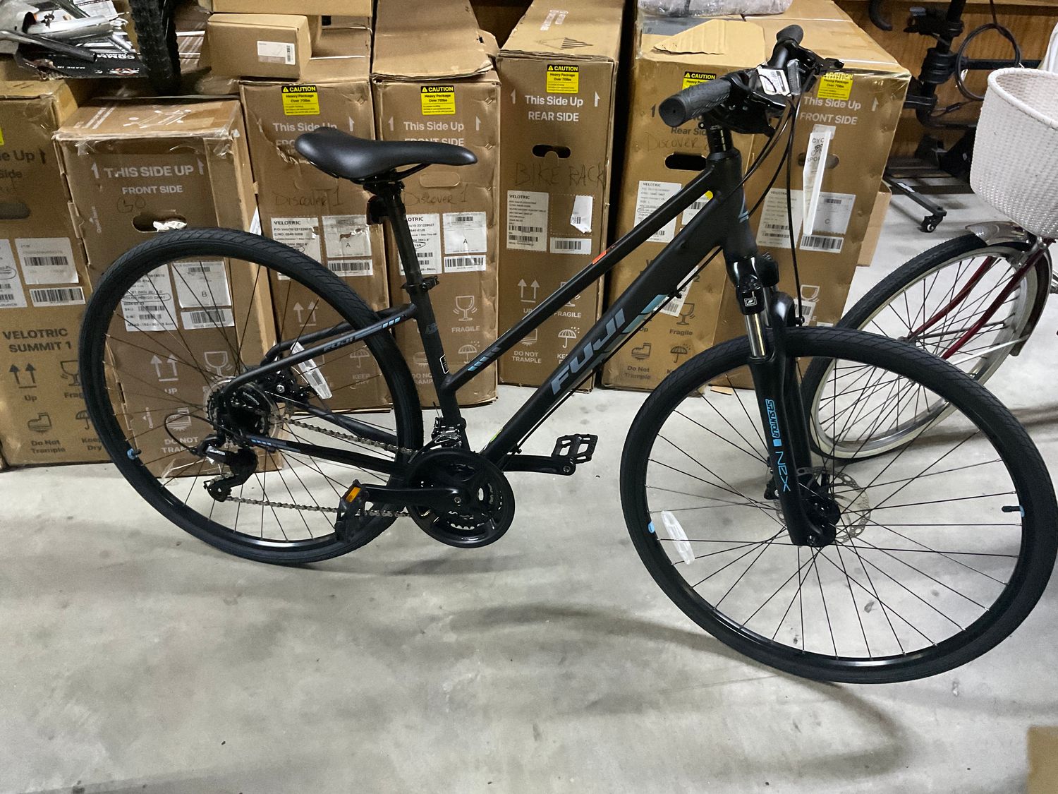 Fuji Traverse 1.7, Attribute 1: Step-Thru, Attribute 2: Satin Blk/Cyan, Attribute 3: 15 (S)