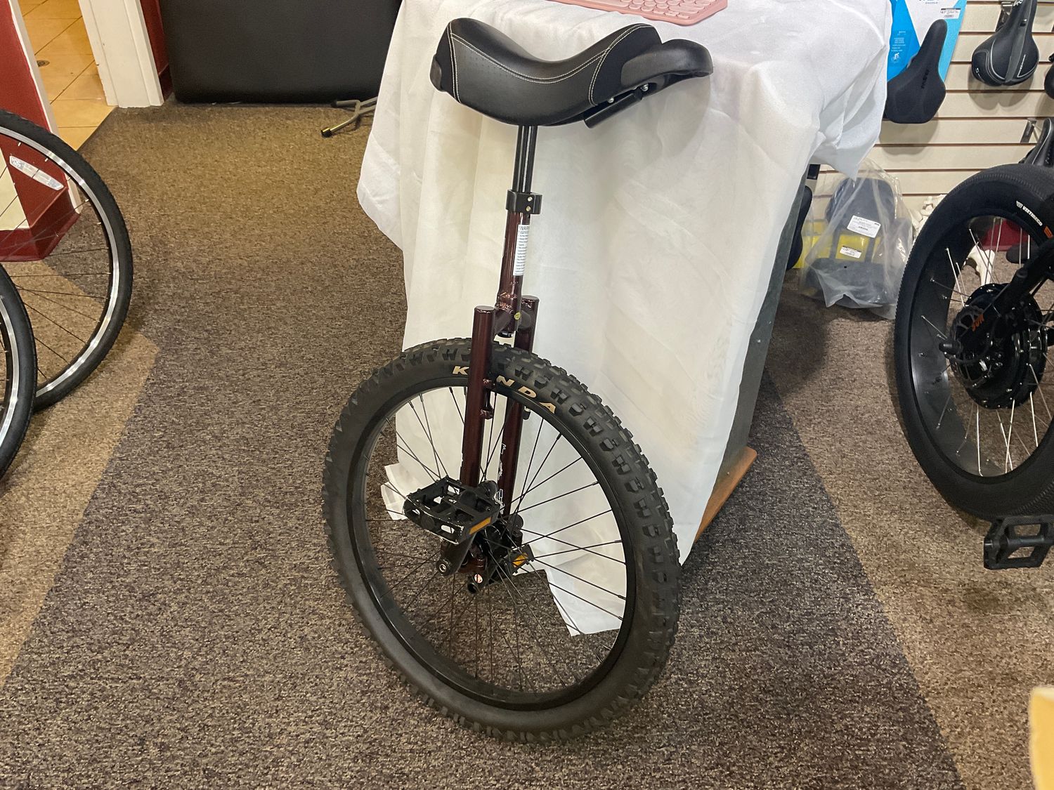 UNICYCLE SUN 24in EXTREME (E) maroon