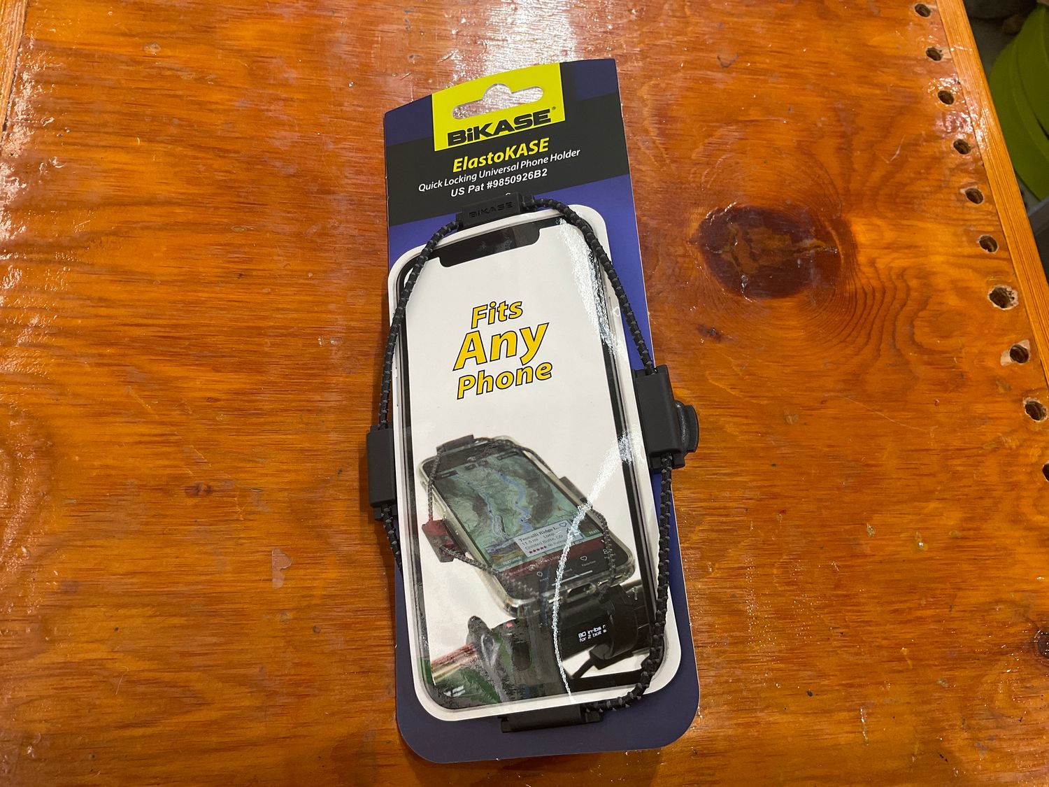 ElastoKASE - Universal phone mount - ANY Phone