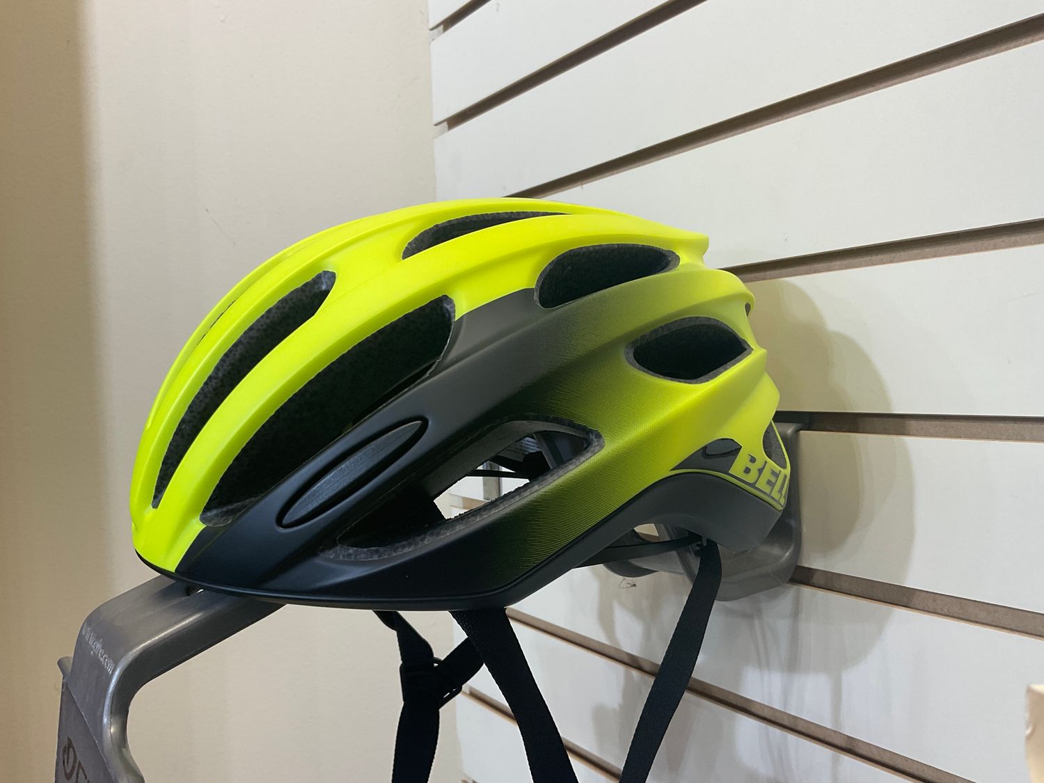 Formula, Color: HIViz, Size: M