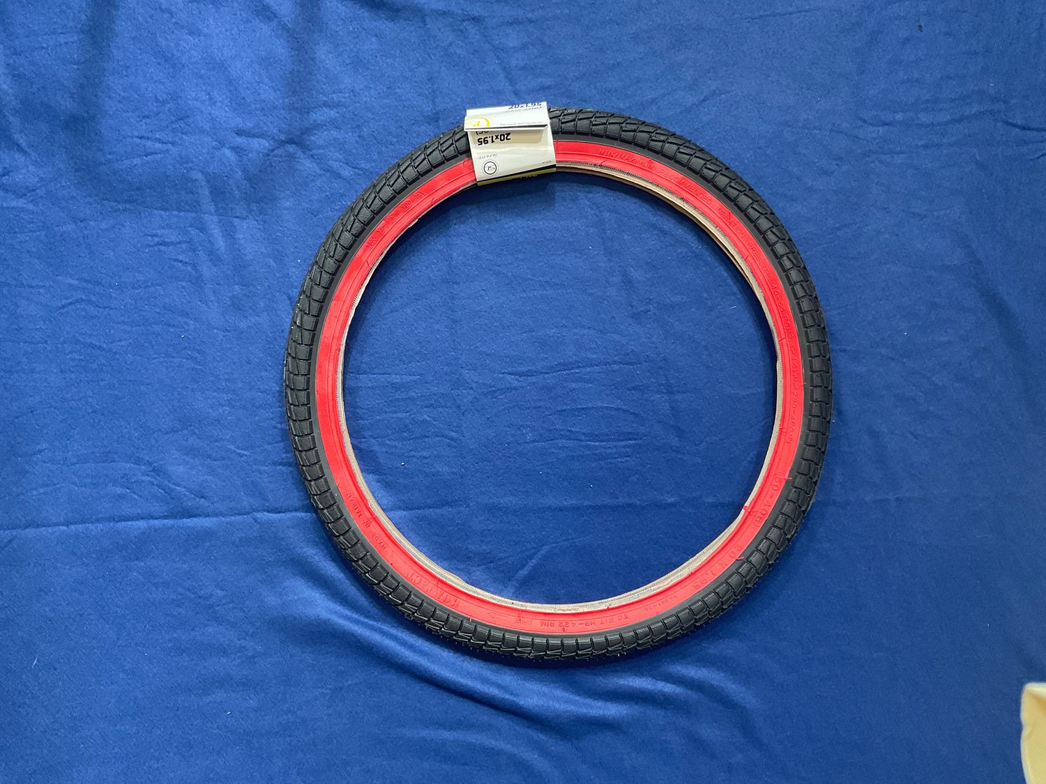 TIRE 20x1.95 BK/RD KONTACT K841 WIRE SUNLT