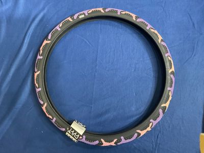 Tire 29x2.1 Purp Cult X Vans