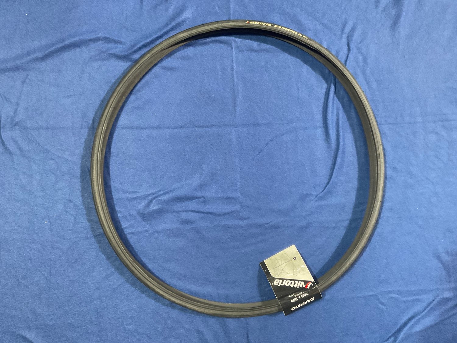 Vittoria Zaffiro V Tire - 700 x 25, Clincher, Wire, Black