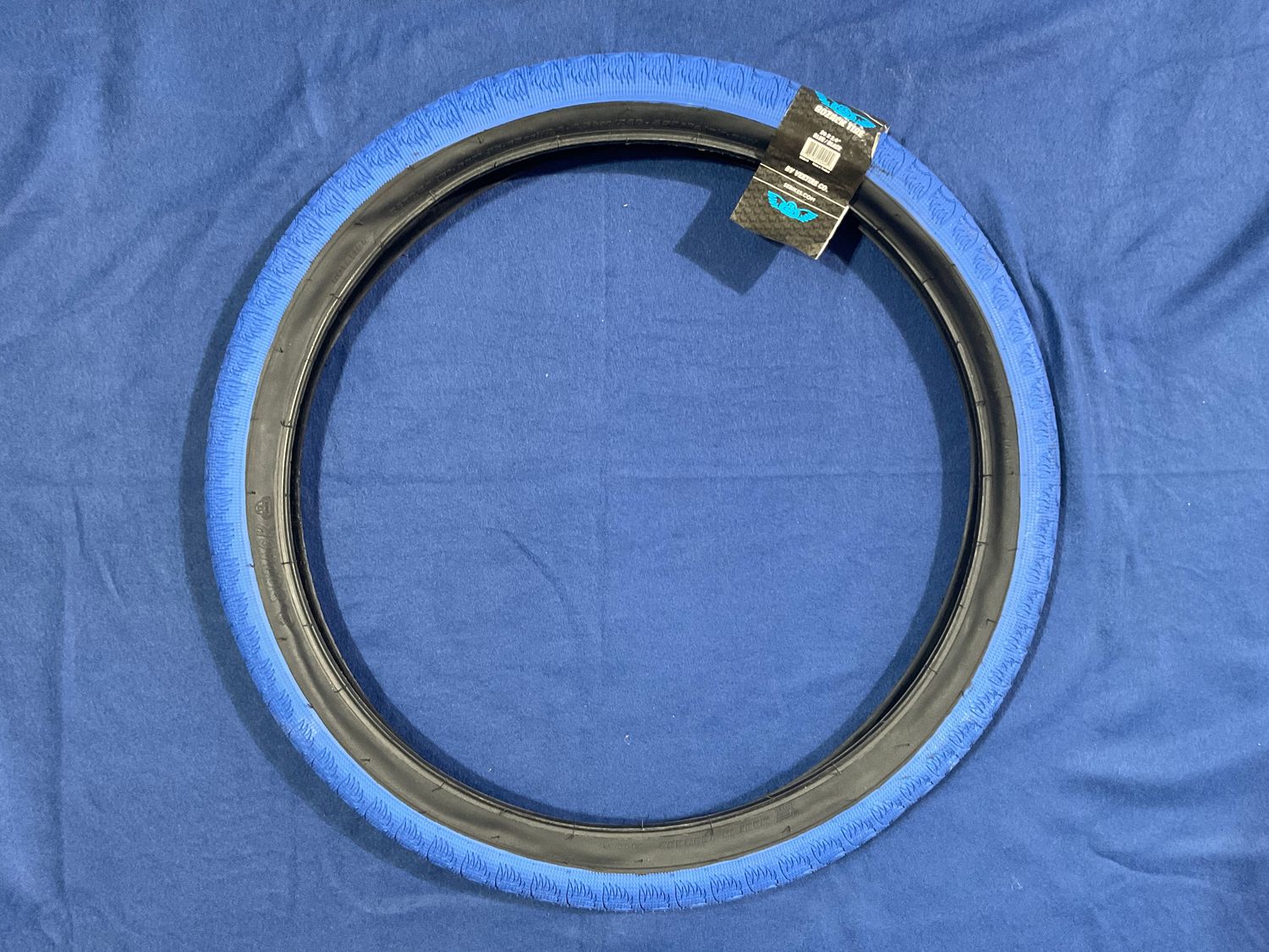 TIRE SE BIKES SE BOZACK 24x2.4 BU/BK WIRE/27/MPC