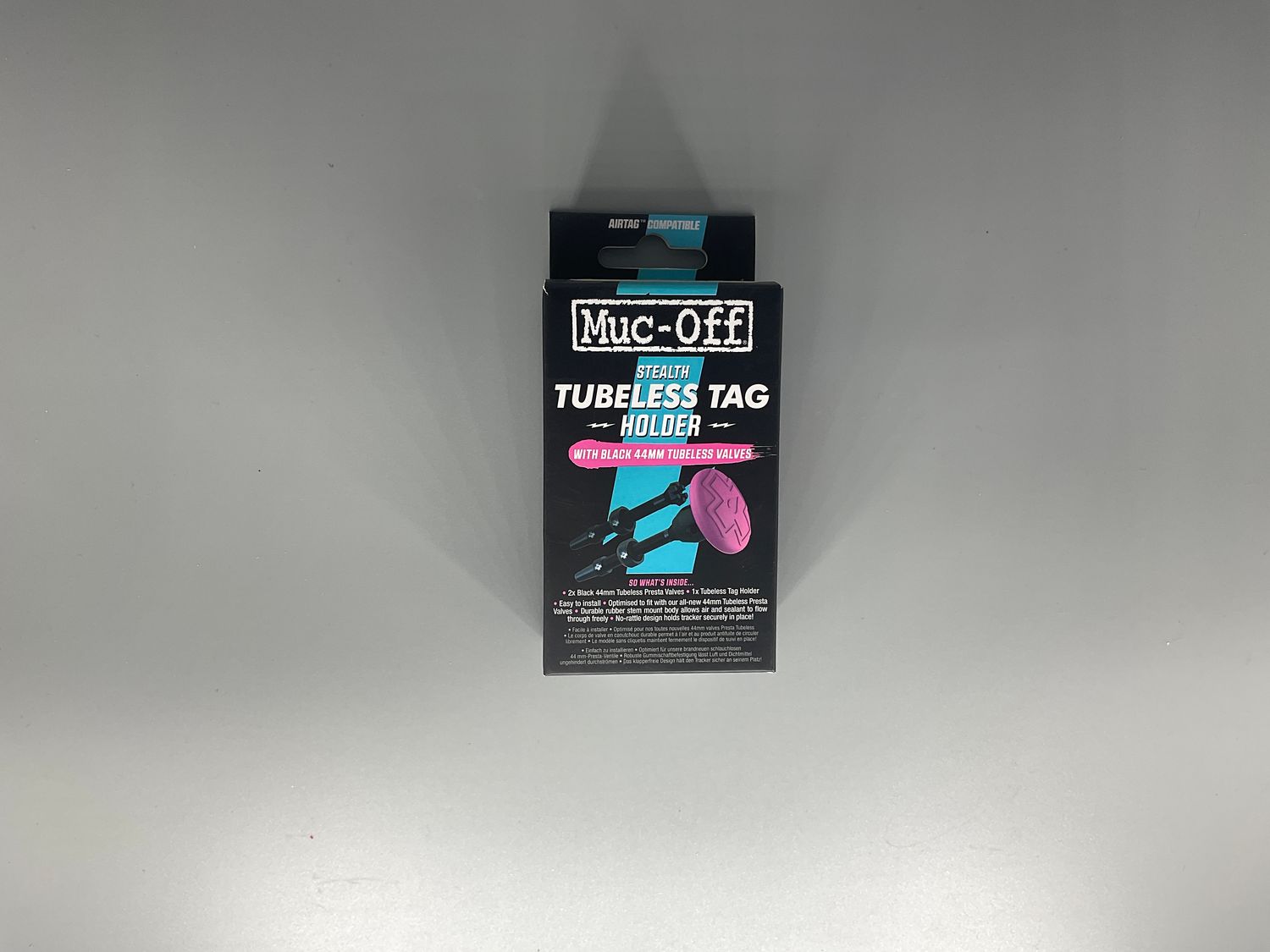 MUC-OFF TUBELESS TAG HOLDER &amp;44MM VALVE KIT BLACK