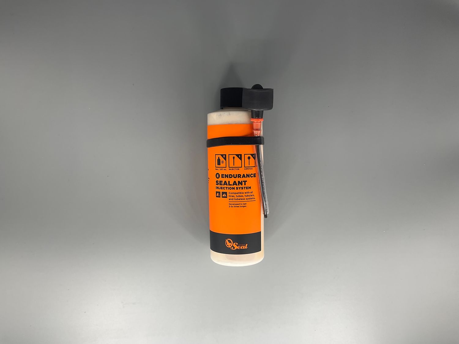 Orange Seal Endurance Tubeless Tire Sealant with Twist Lock Applicator - 8oz