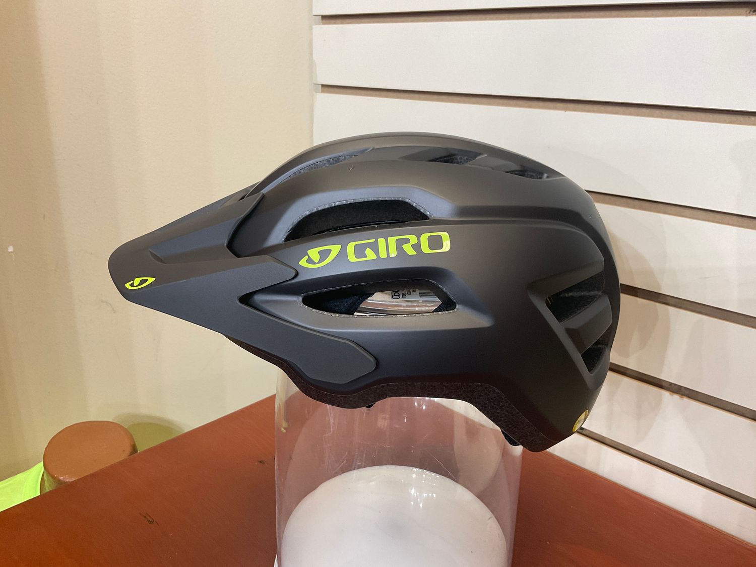 Giro Fixture, Color: Matte Warm Black