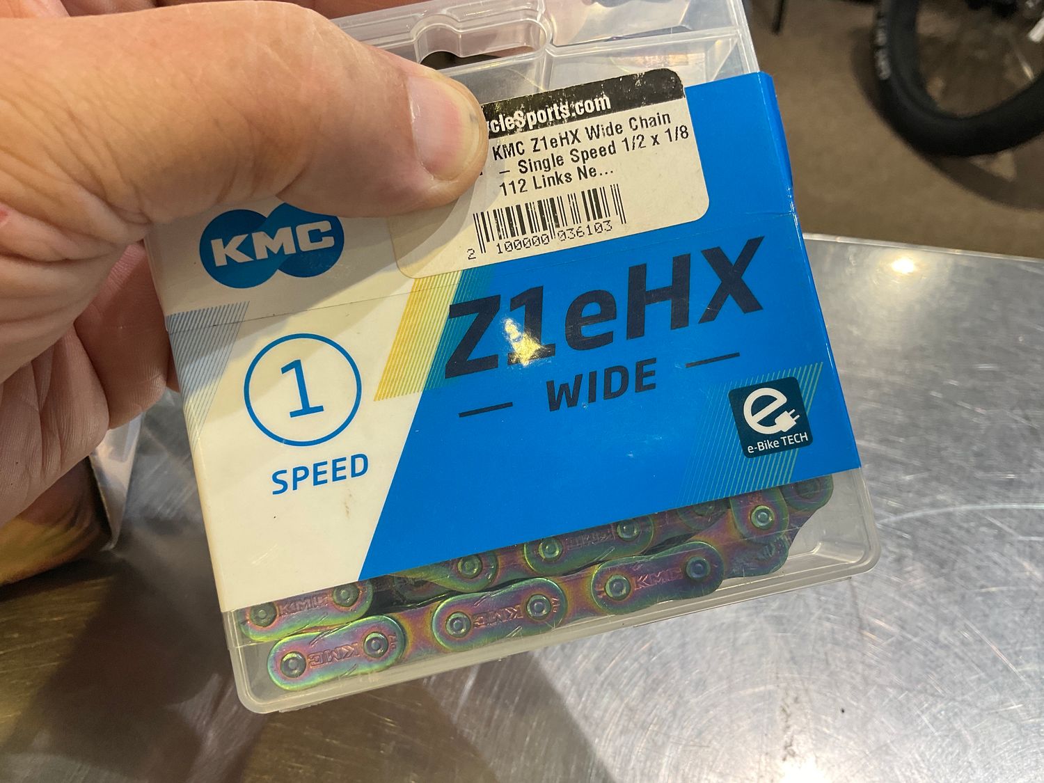 KMC Z1eHX Wide Chain - Single Speed 1/2 x 1/8 112 Links Neo Chrome